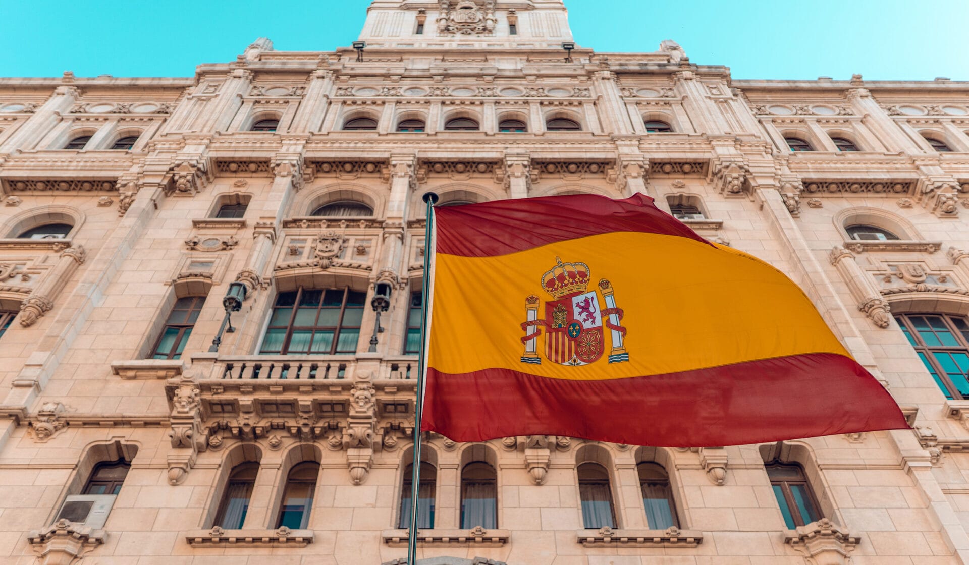 The Spanish Permanent Residence Card by Investment Program