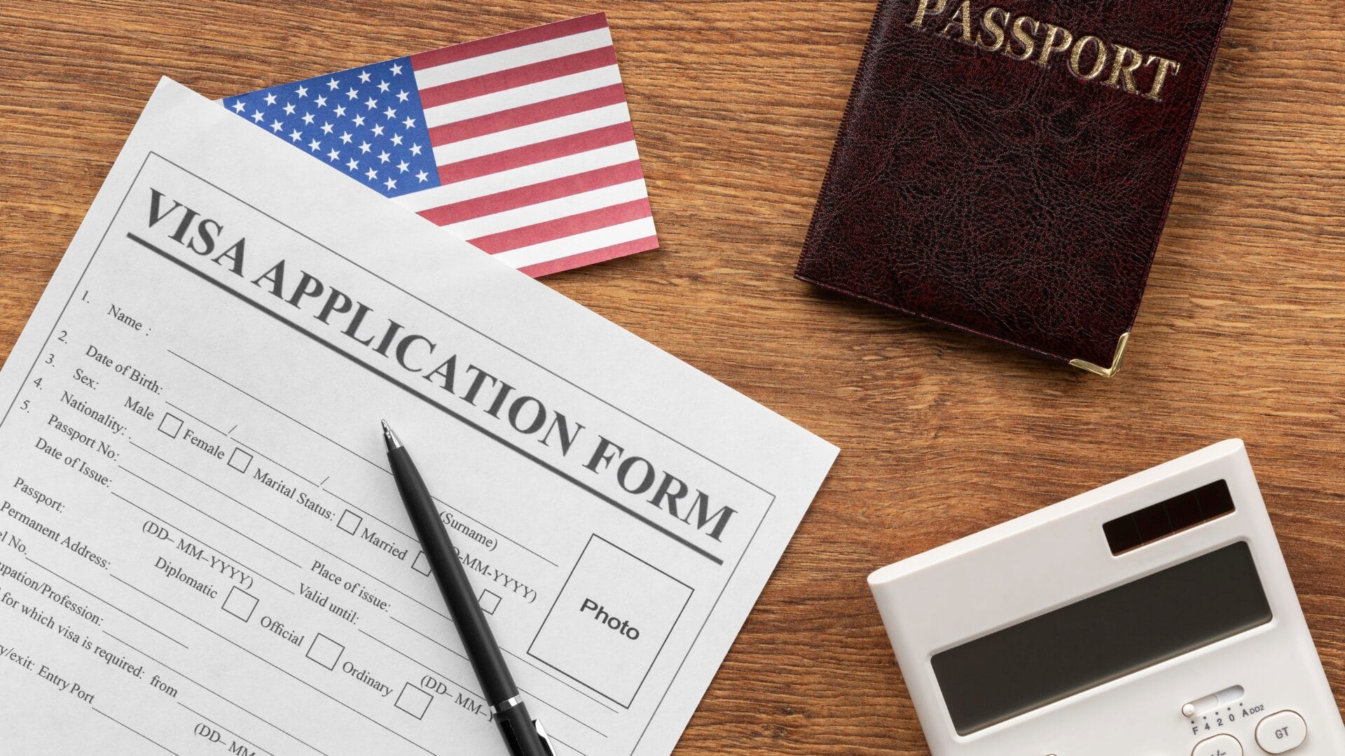 Lệ phí xin visa định cư Mỹ bao nhiêu tiền? Nộp phí visa Mỹ ở đâu?