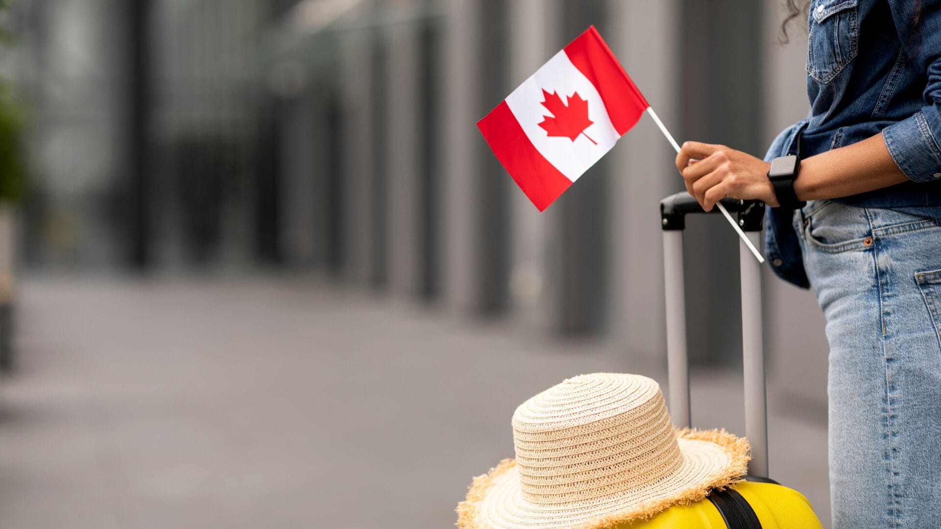 Chi phí định cư Canada cần bao nhiêu tiền? [Cập nhật mới nhất 2024]