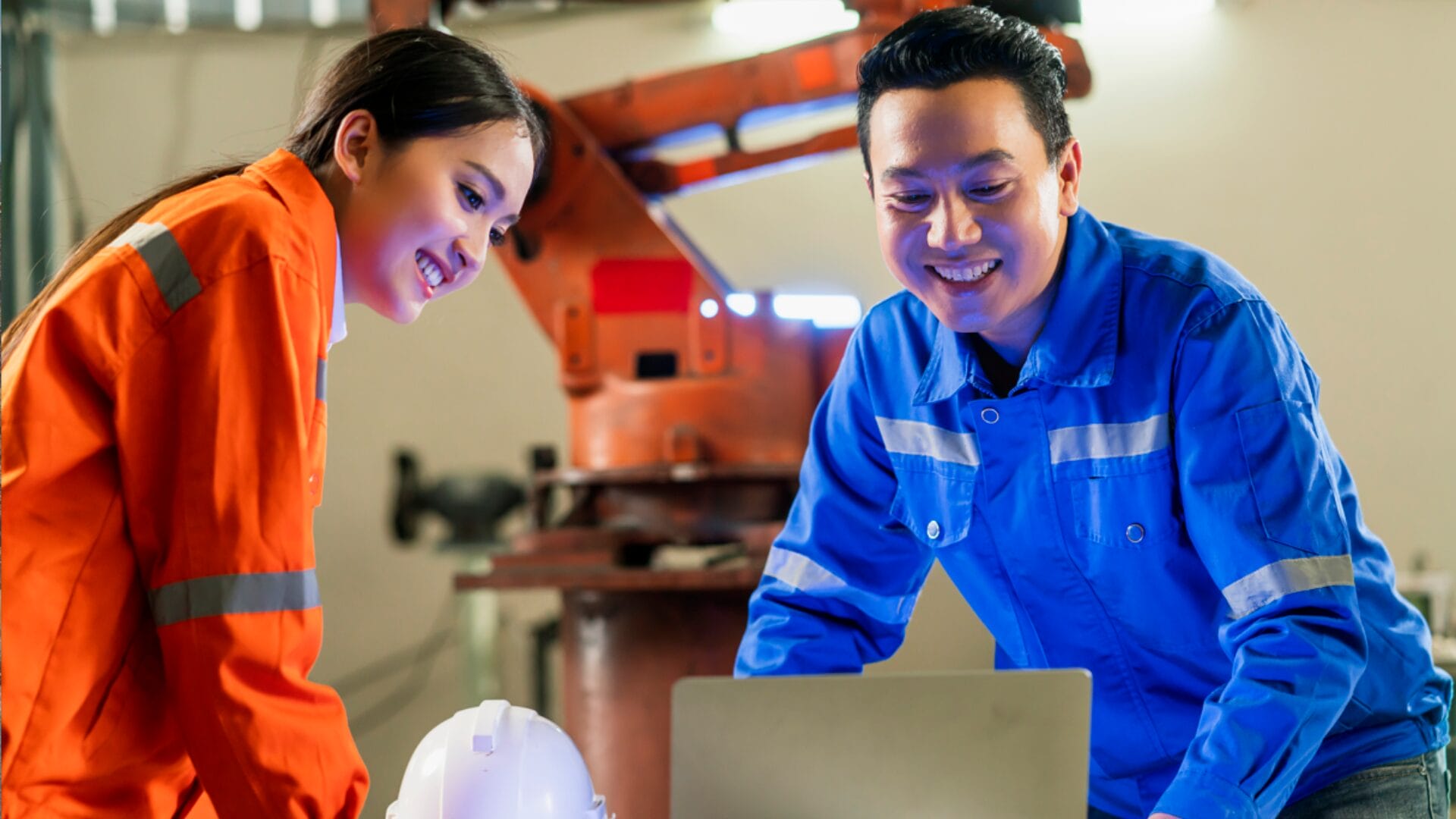 Định cư Canada diện tay nghề Skilled Worker mới nhất 2024
