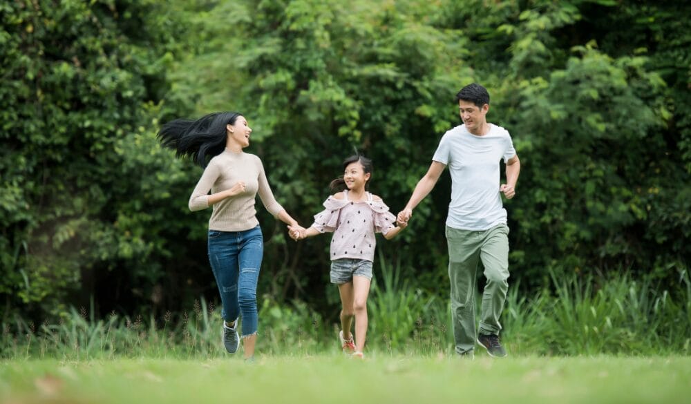 Bảo lãnh gia đình là một trong những hình thức định cư Canada không cần Job Offer