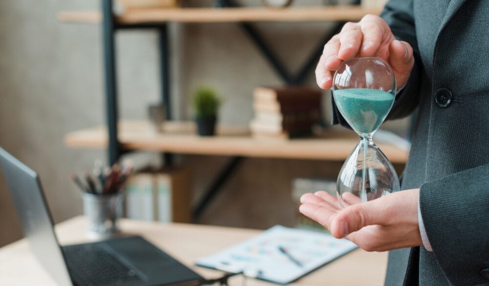 Đảm bảo phản hồi NOID đúng hạn là rất quan trọng đối với nhà đầu tư EB-5 
