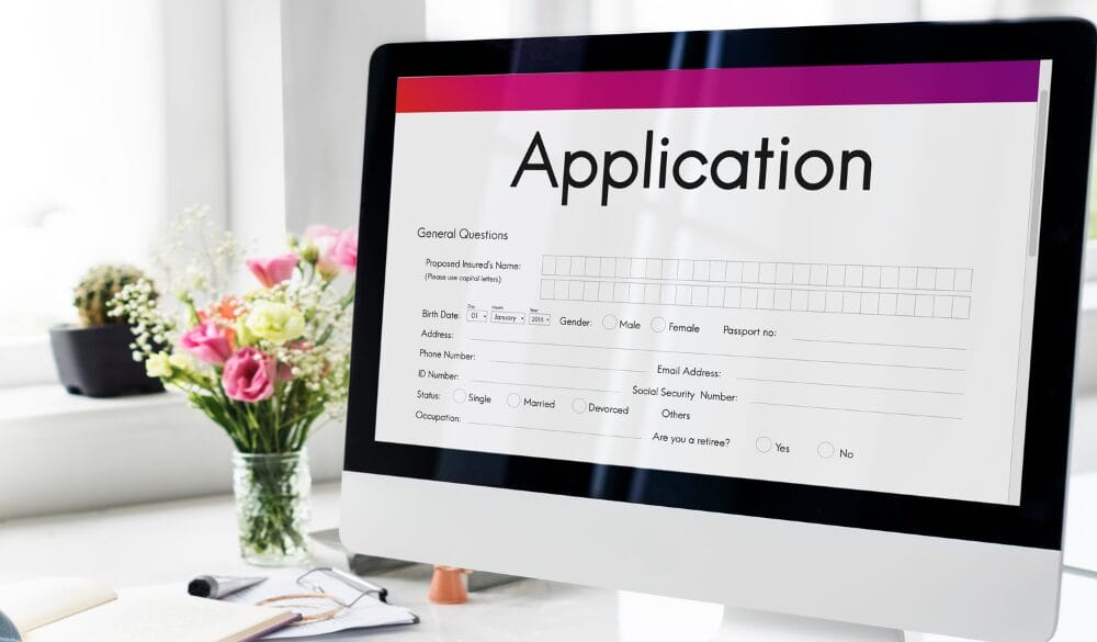 EOI là hệ thống bày tỏ nguyện vọng, được sử dụng chủ yếu trong các Chương trình  Đề cử Tỉnh bang tại Canada