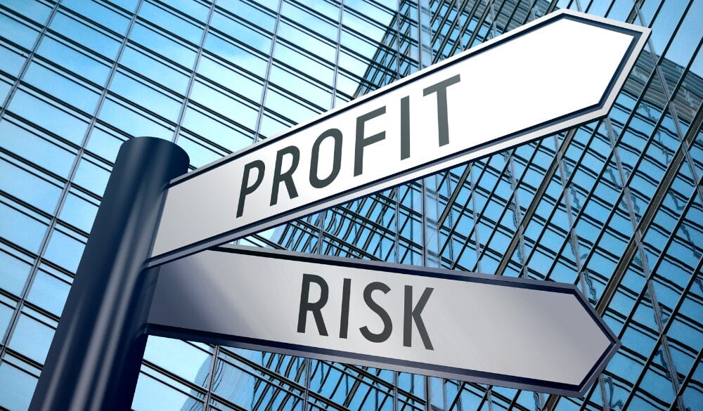 Cân nhắc giữa rủi ro và lợi nhuận là việc cần làm khi lựa chọn dự án đầu tư EB-5 