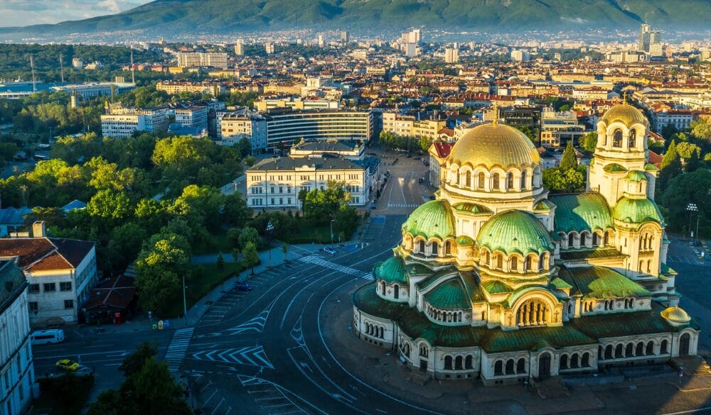 Lộ trình hai bước sở hữu Quốc tịch Bulgaria