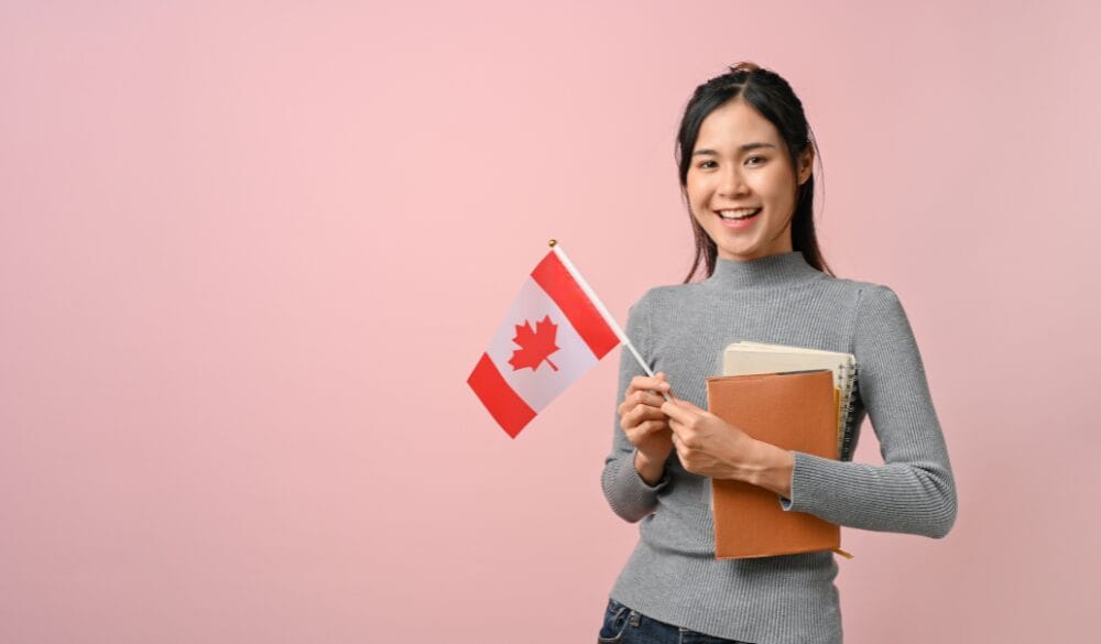 Từng học tập và/hoặc làm việc tại Canada sẽ là lợi thế cho các ứng viên tham gia Chương trình Canada FSTP
