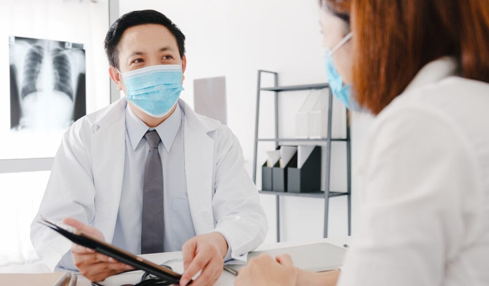 Khó có thể trả lời chính xác sau khi khám sức khỏe bao lâu sẽ được cấp visa du lịch Canada 10 năm vì còn phụ thuộc vào nhiều yếu tố