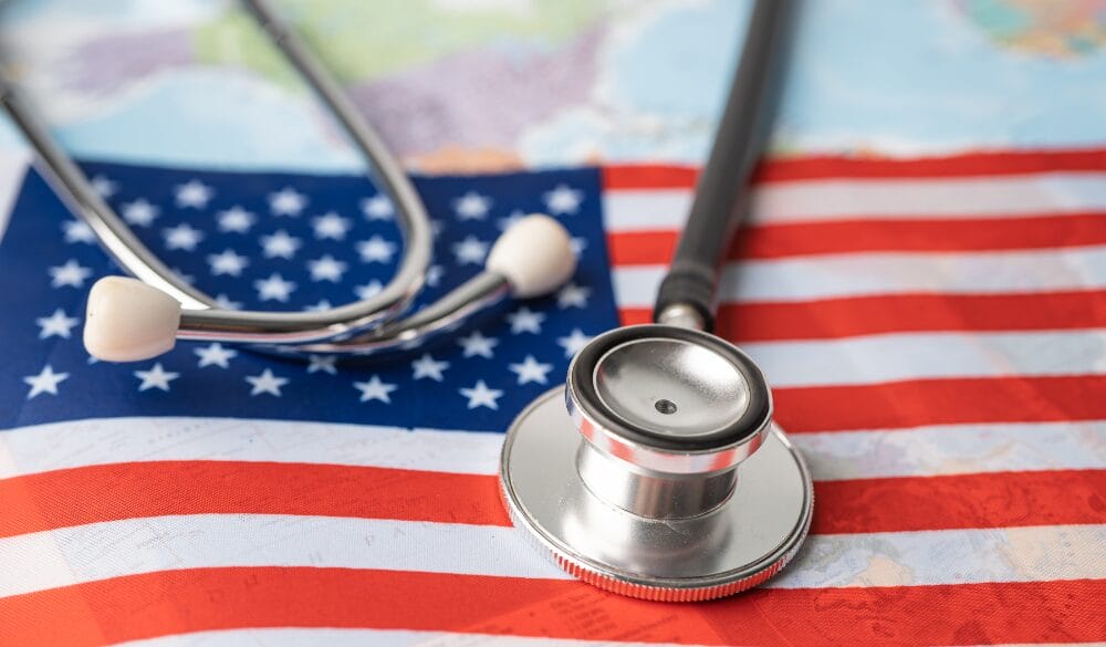Chính sách chăm sóc sức khỏe của Mỹ bao gồm chương trình Medicare và Medicaid áp dụng cho 2 nhóm đối tượng khác nhau. 