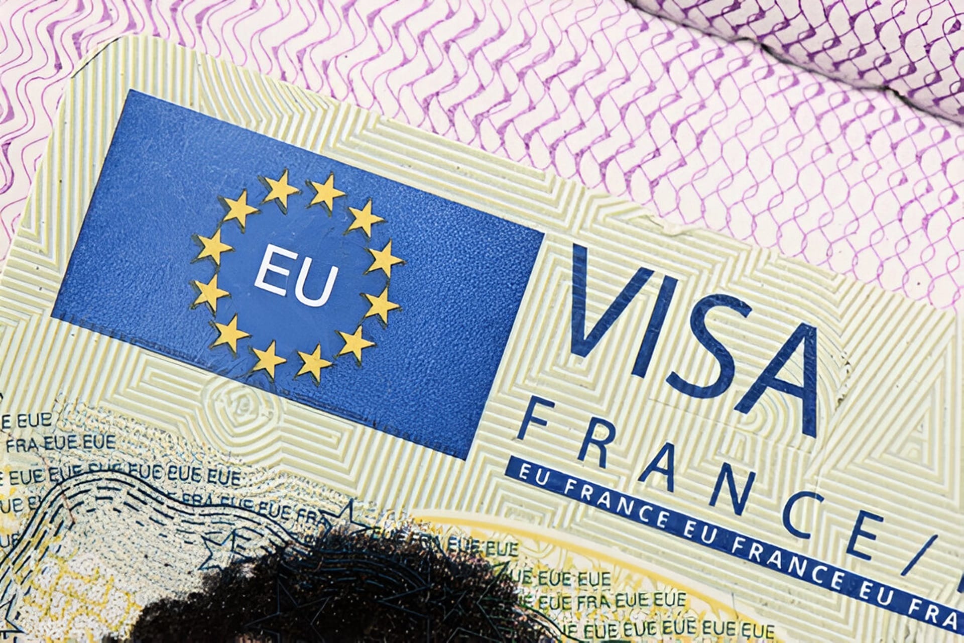 Sở hữu Visa Pháp để tự do đi lại các nước trong khối Schengen