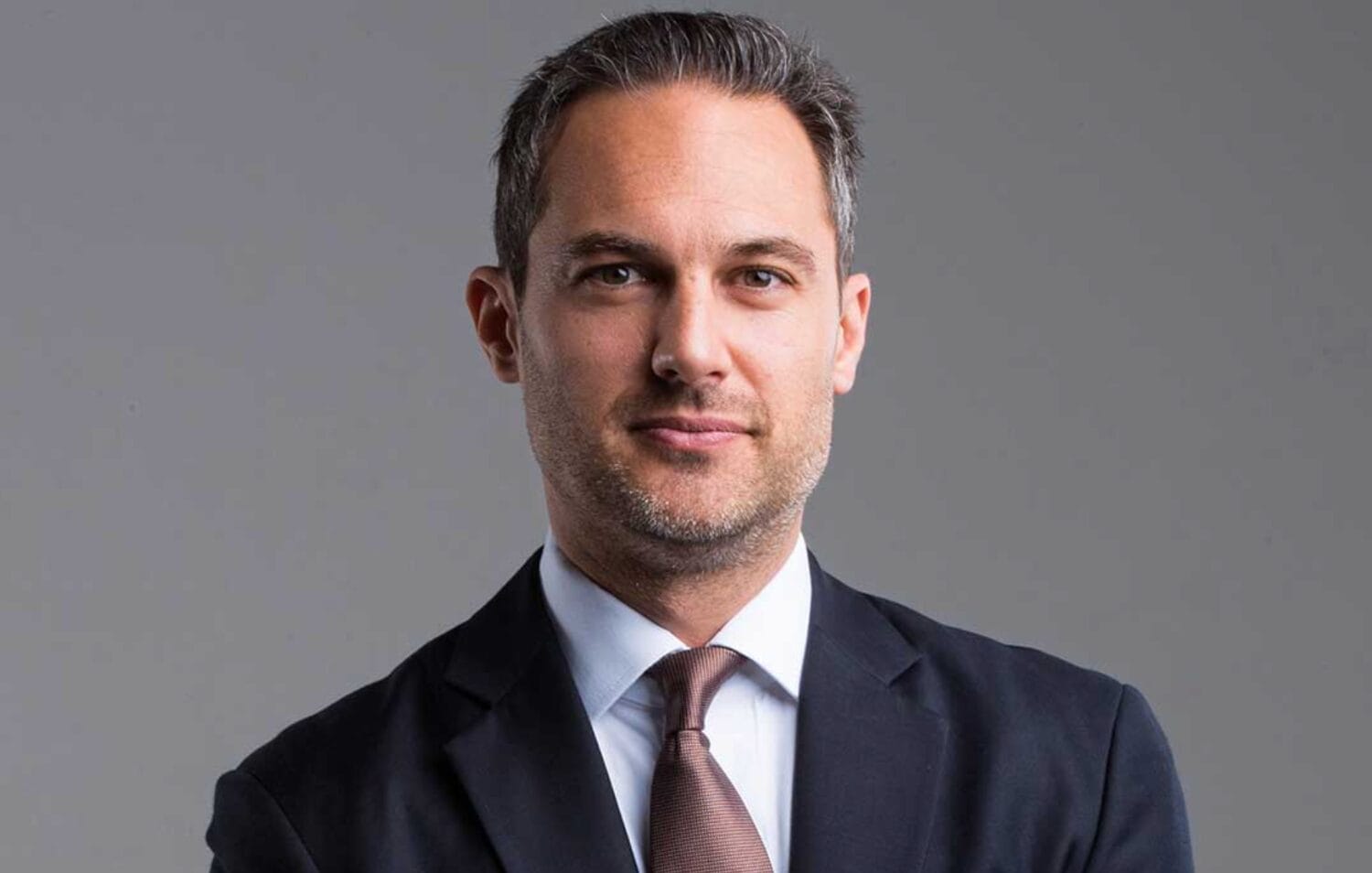 Ông Jeremy Savory, người sáng lập và CEO của Savory & Partners.