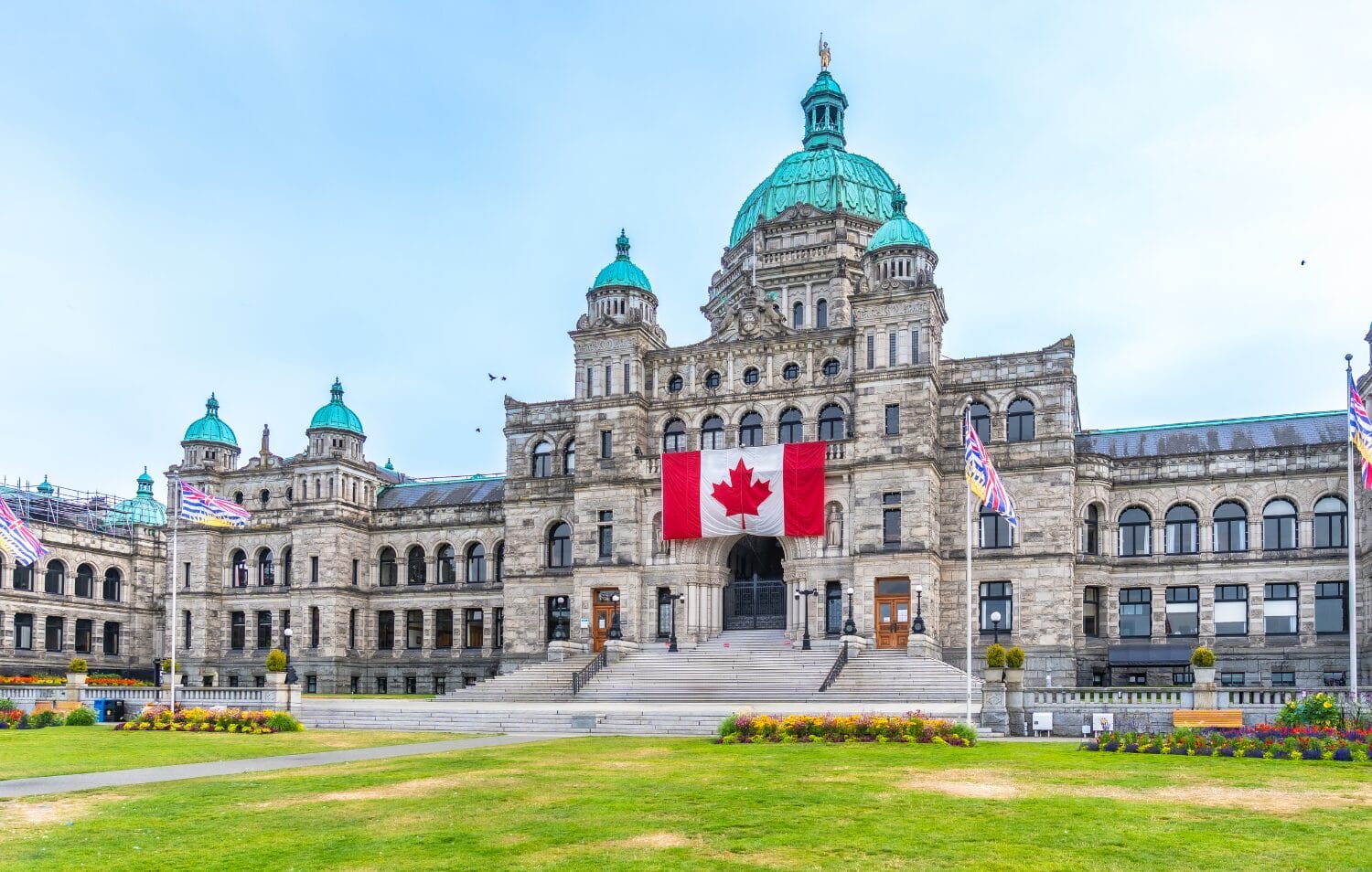 Canada đẩy mạnh chính sách đặc cách thường trú cho lao động nội địa