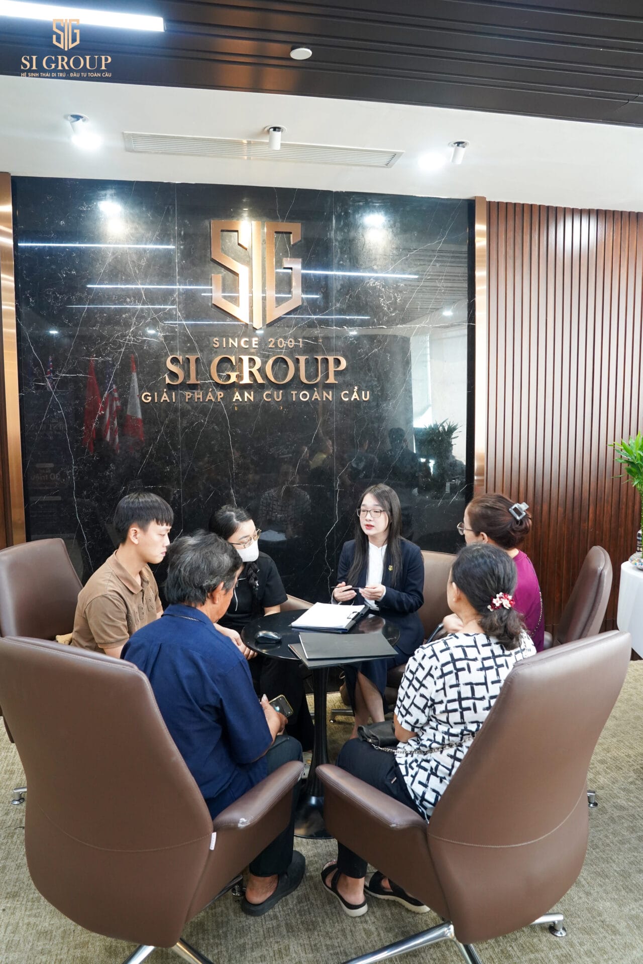 Chuyên gia SI Group chia sẻ kinh nghiệm thực tế, giải đáp mọi băn khoăn của khách hàng.